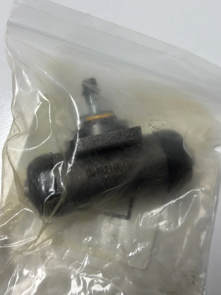 CarQuest WCA370055 Wheel Cylinder - Malibu Grand Am Cutlass - Image 5