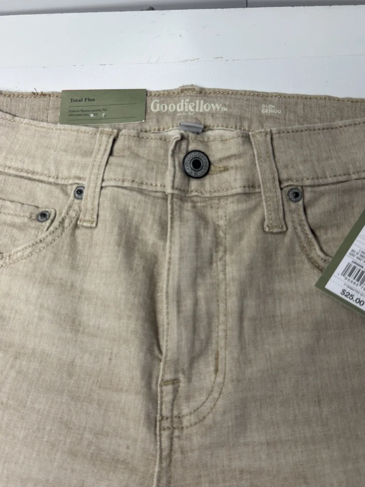 Goodfellow Slim Shorts Peanut Size 30 - Image 2