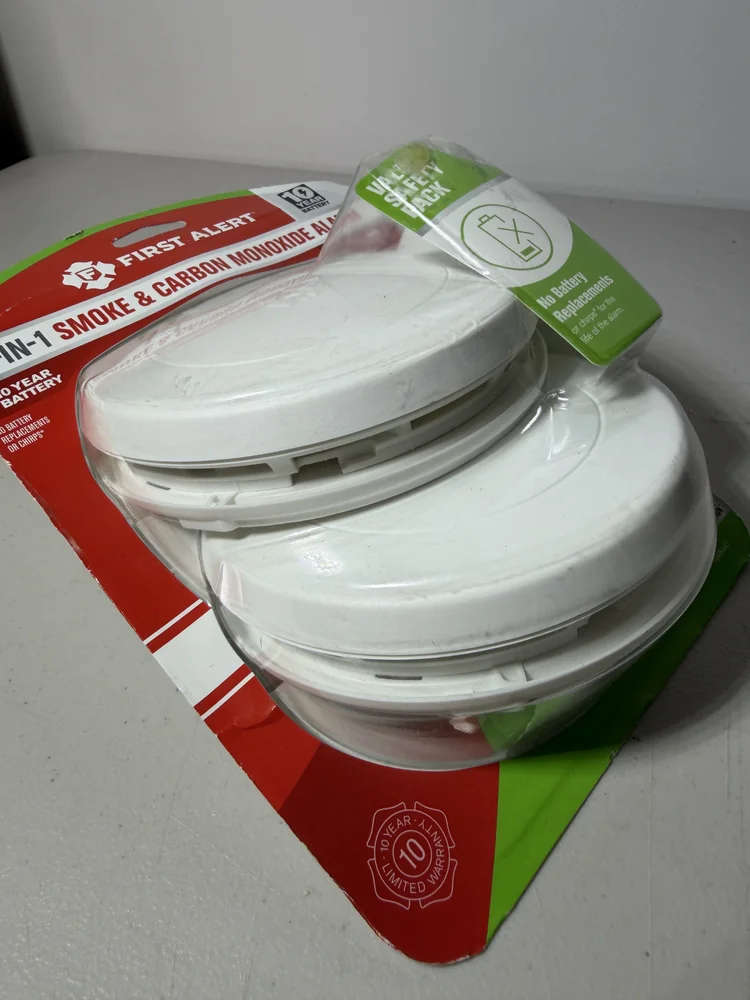 2-Pack First Alert 1048447 10-Year Smoke & CO Detectors - Image 5