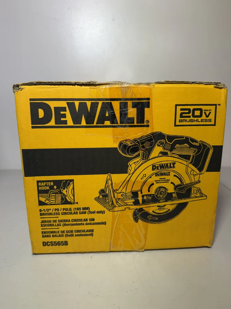DEWALT DCS565B 20V MAX 6-1/2" Brushless Cordless Circular Saw - Image 24