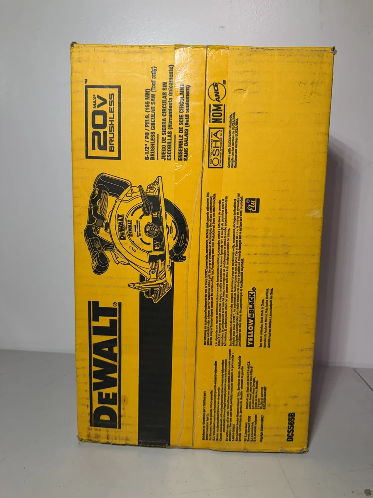 DEWALT DCS565B 20V MAX 6-1/2" Brushless Cordless Circular Saw - Image 26