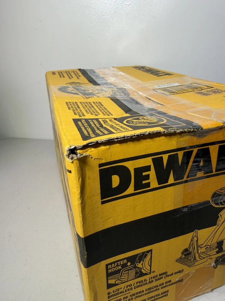 DEWALT DCS565B 20V MAX 6-1/2" Brushless Cordless Circular Saw - Image 28